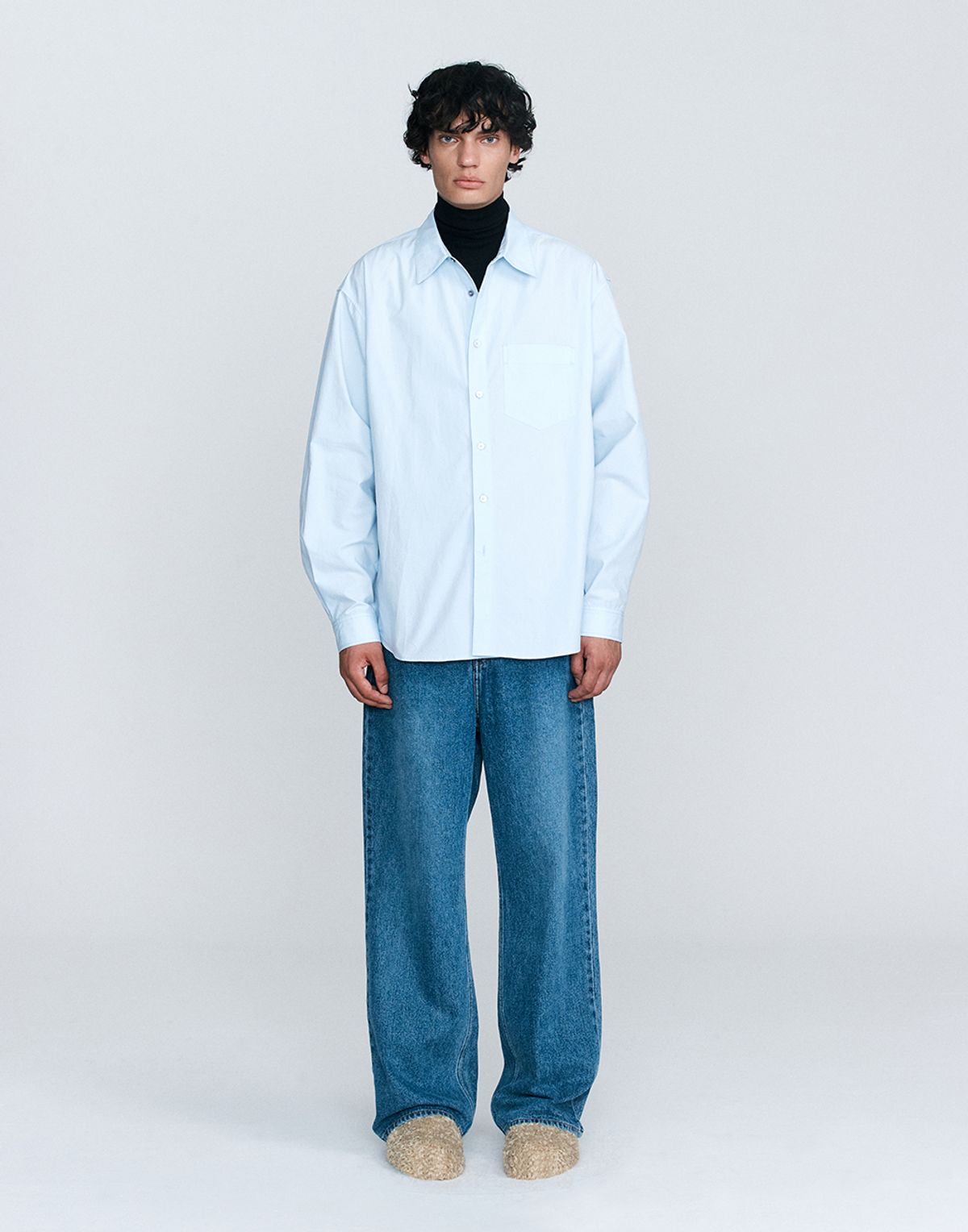 호이테(HEUTE) REGULAR COLLAR COTTON SHIRT LIGHT BLUE