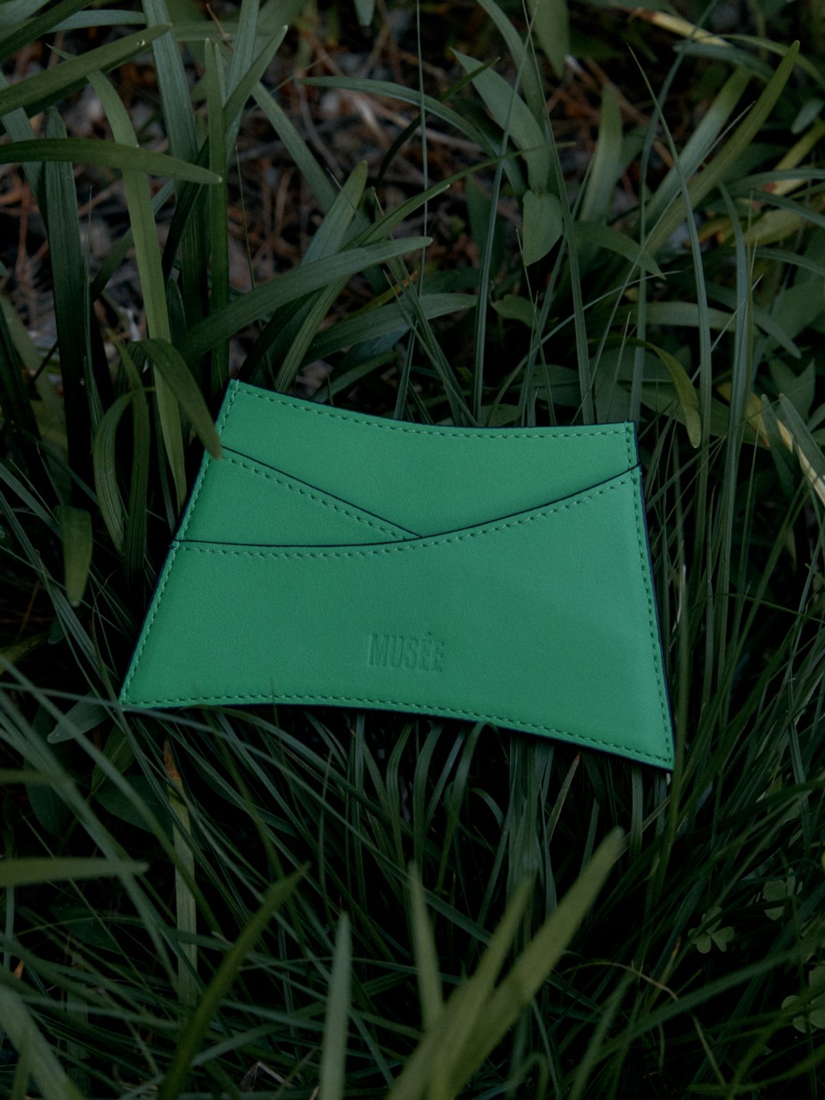 뮤제(MUSEE) KLIMT Curved Silhouette Card Wallet-Green