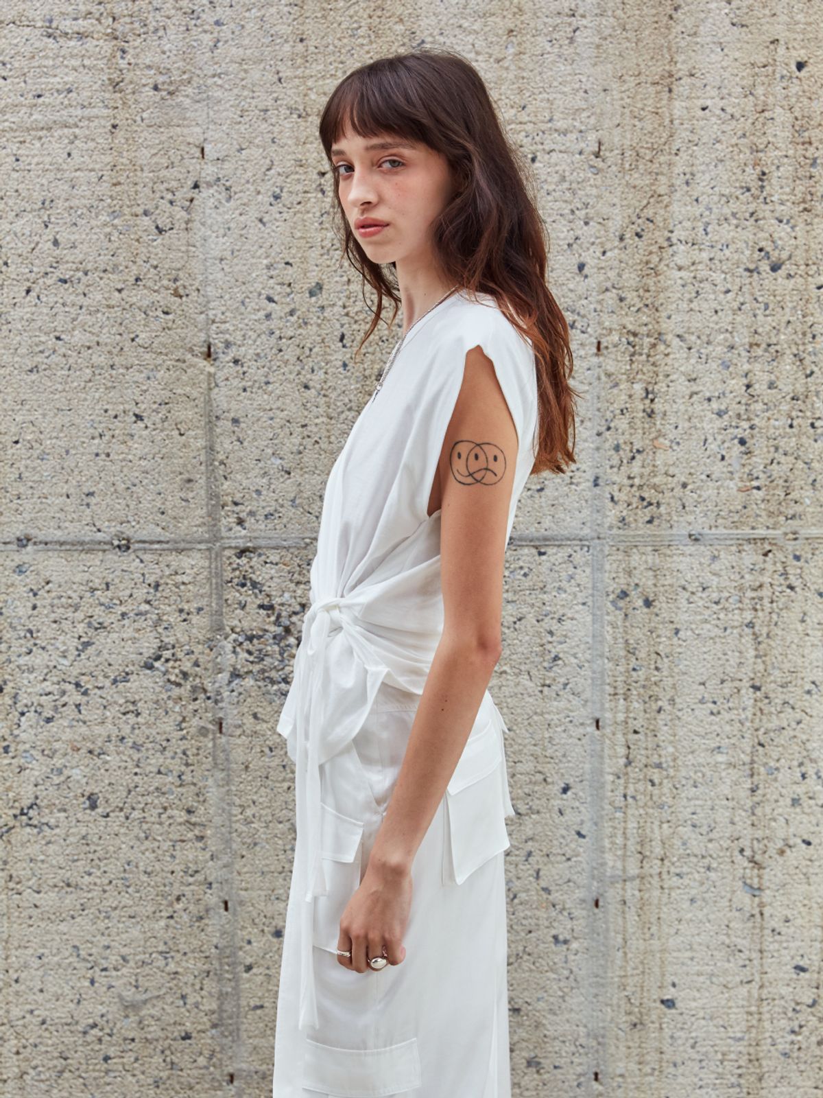 뮤제(MUSEE) DESSINE Draped Sleeveless Jersey Top-White