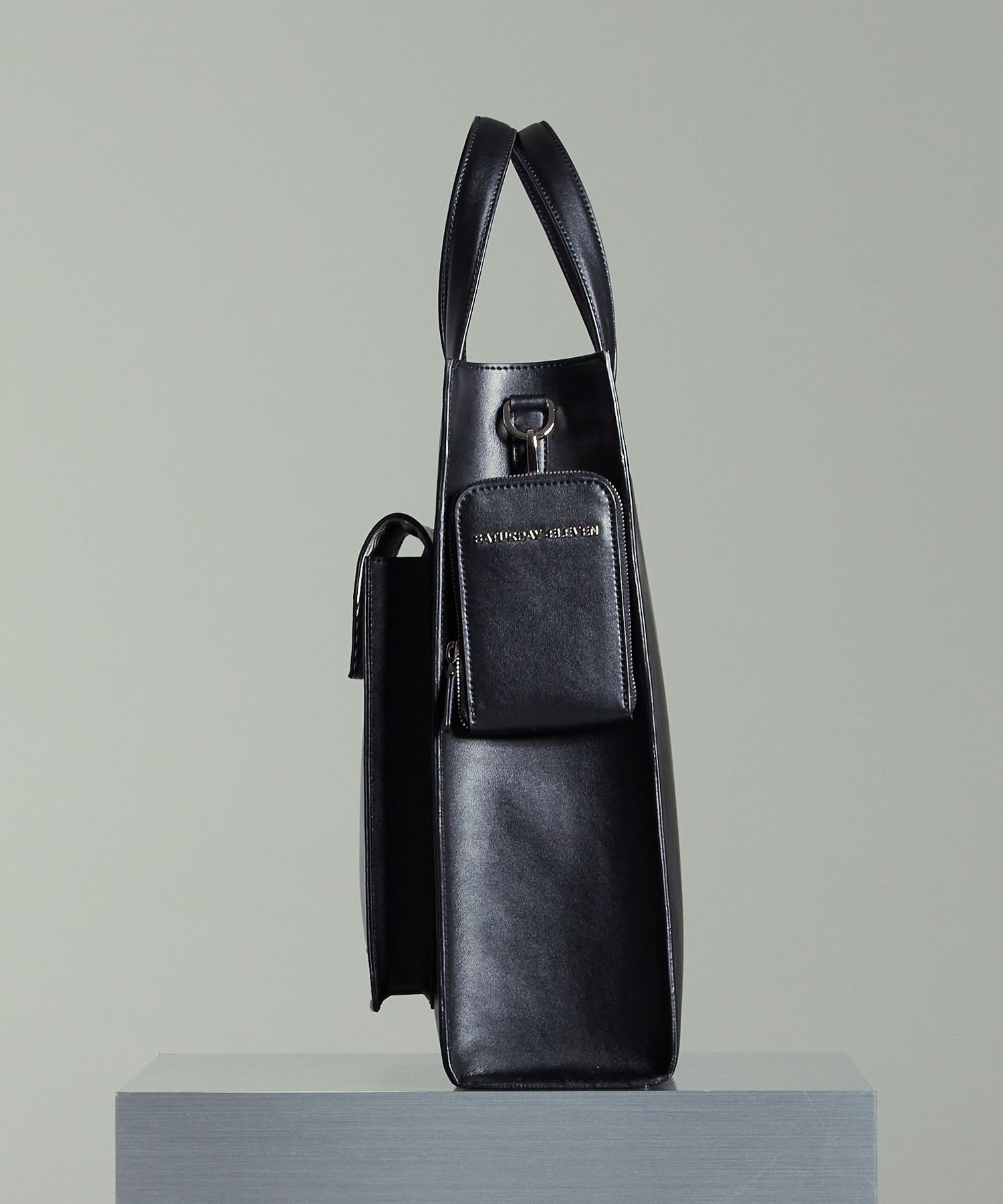 ★SATURDAY ELEVEN★ [SATURDAYELEVEN] 11 TOTE BAG MUSINSA | SATURDAY ELEVEN Pocket Tote Bag - Black