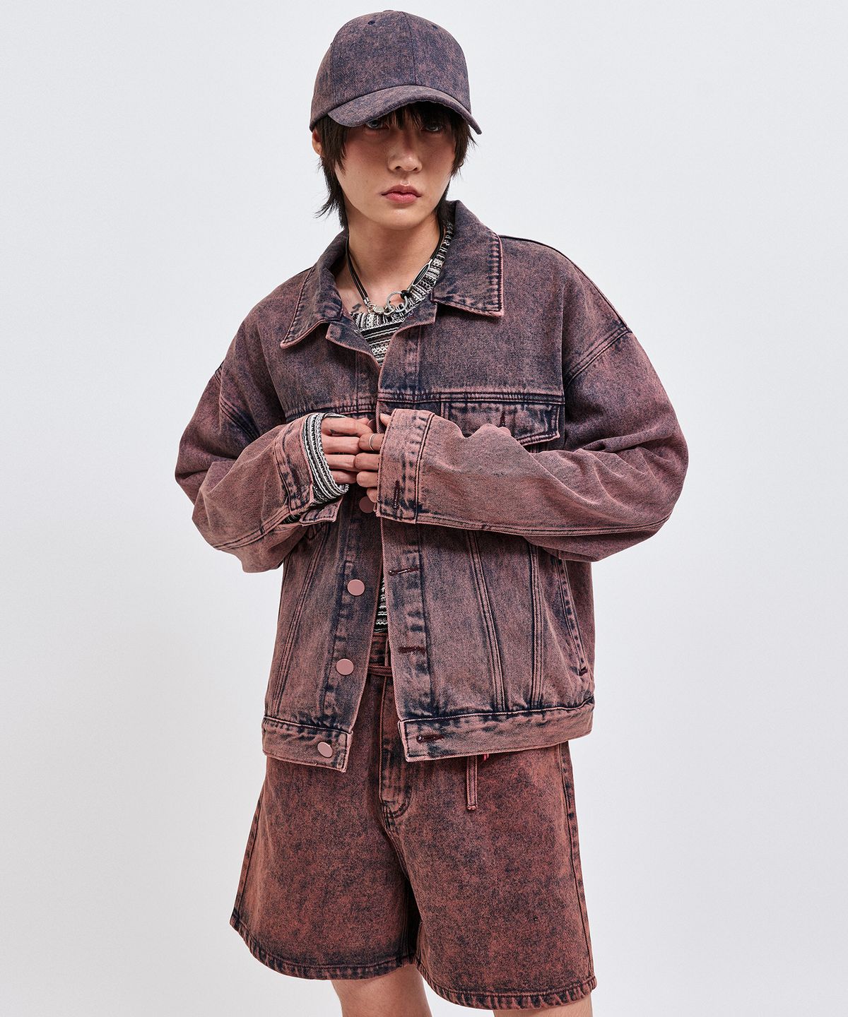 씨웨어 바이 더 지니어스(C WEAR BY THE GENIUS) 와인 데님 쇼츠
