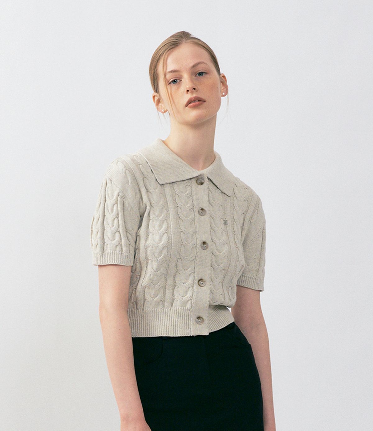 폴뉴아(FOLNUA) COTTON CABLE HALF SLEEVE CARDIGAN [2COLOR]