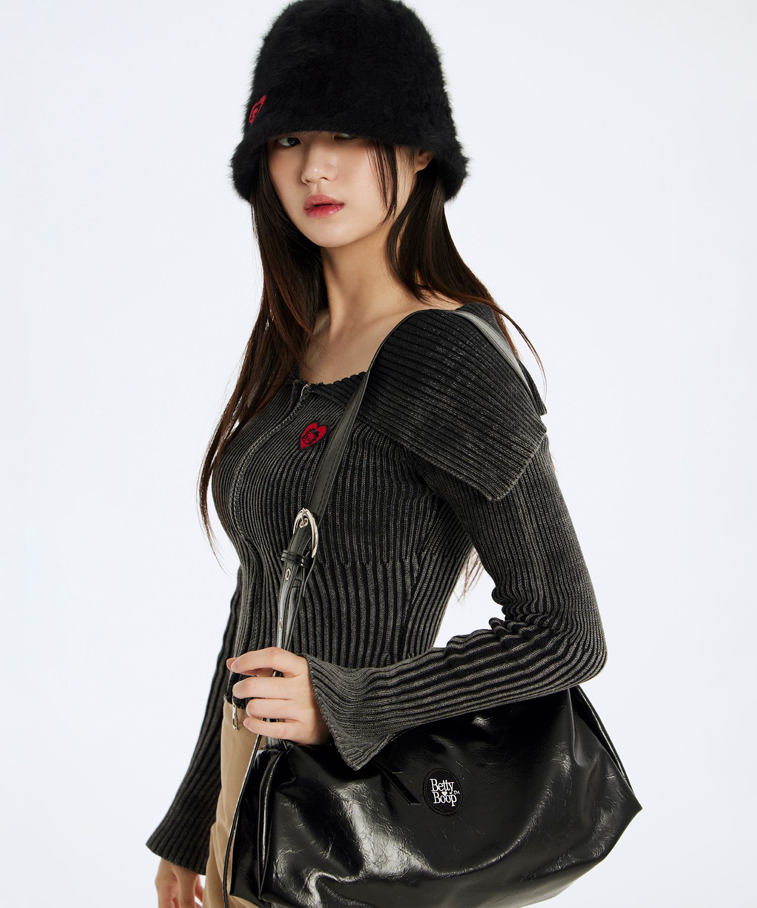 [ULKIN CANVAS]Bettyboop Padded Buckle Mini Shoulder Bag _2色 ULKIN CANVAS]Bettyboop Padded Buckle Mini Shoulder Bag _2色