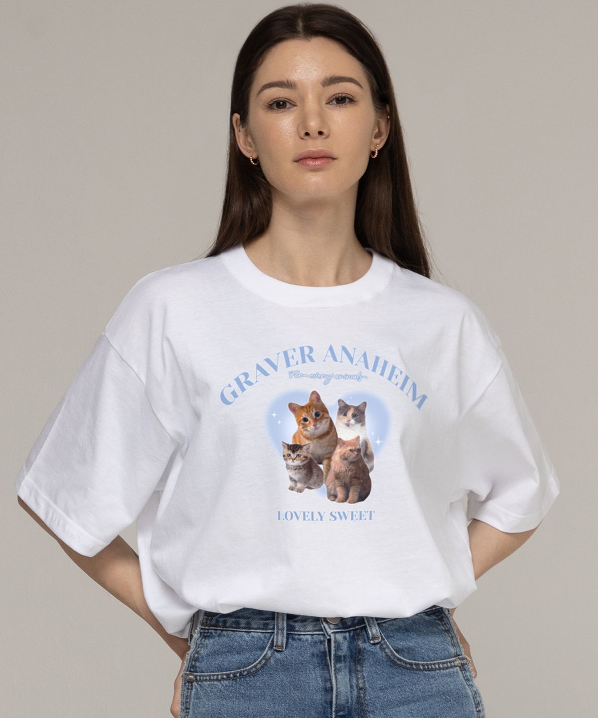 그레이버(GRAVER) [UNISEX]4 러블리 캣 반팔티_화이트