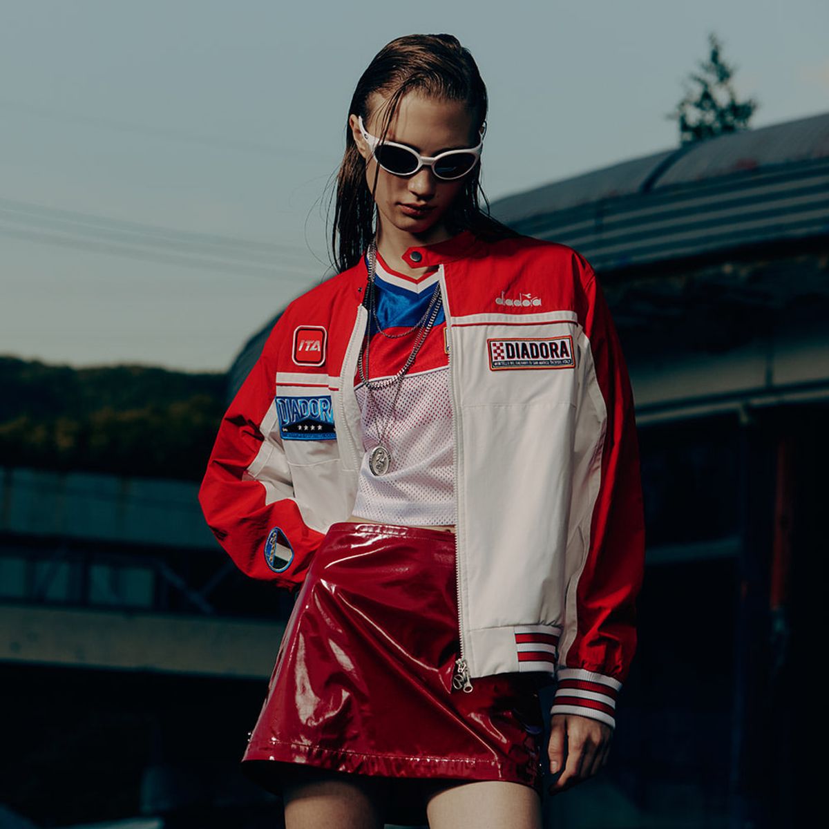 디아도라(diadora) 피트크루 컬러블럭 자켓 WHITE