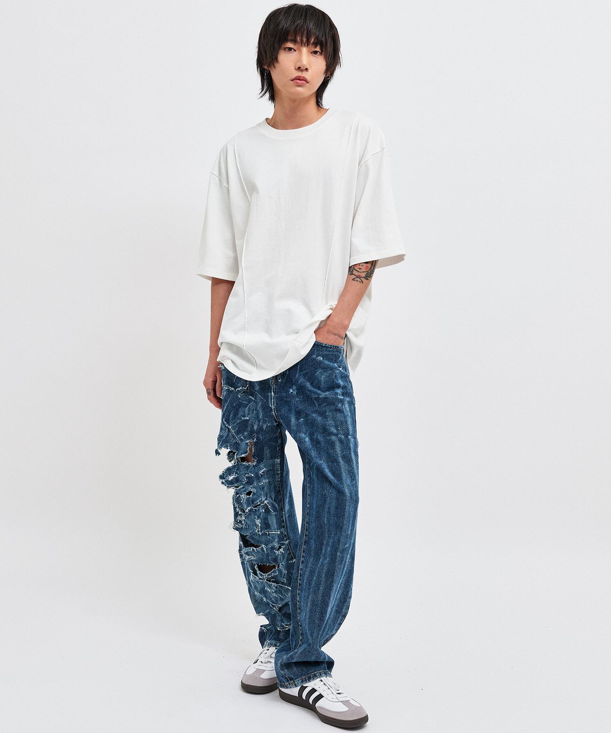 씨웨어 바이 더 지니어스(C WEAR BY THE GENIUS) 오버사이즈 핀턱 티셔츠