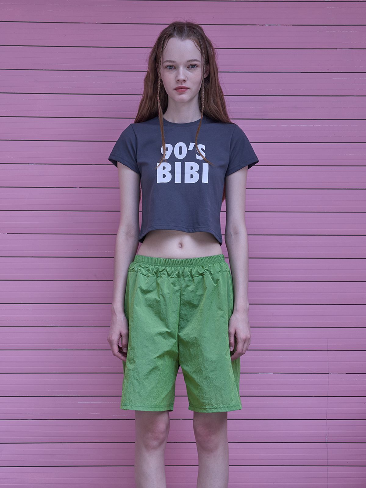 320쇼룸(320SHOWROOM) Semi Crop BIBI printing Short Tshirts Charcoal