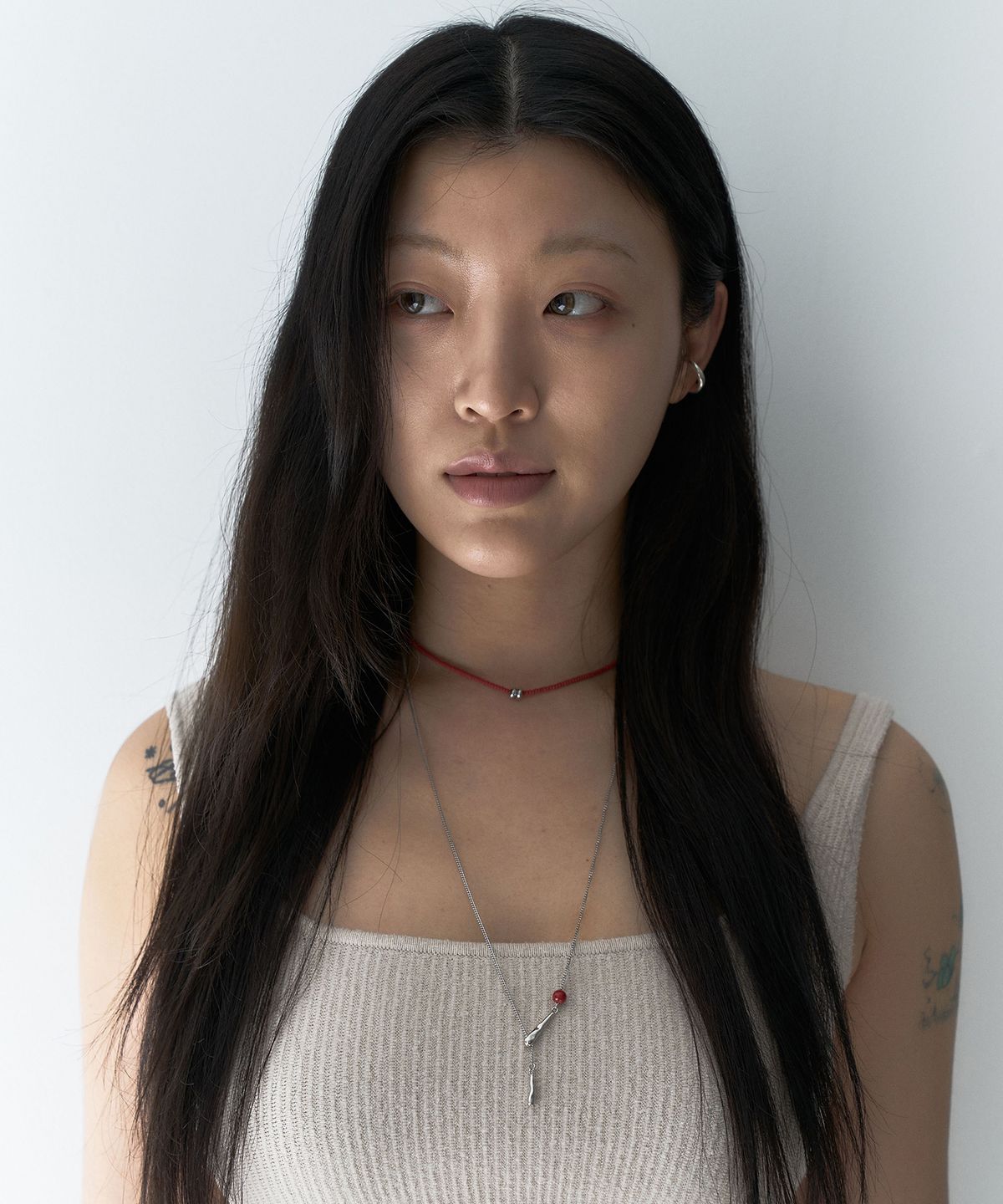 아워피에르(OURPIERRE) 딥 드롭 네크리스 레드