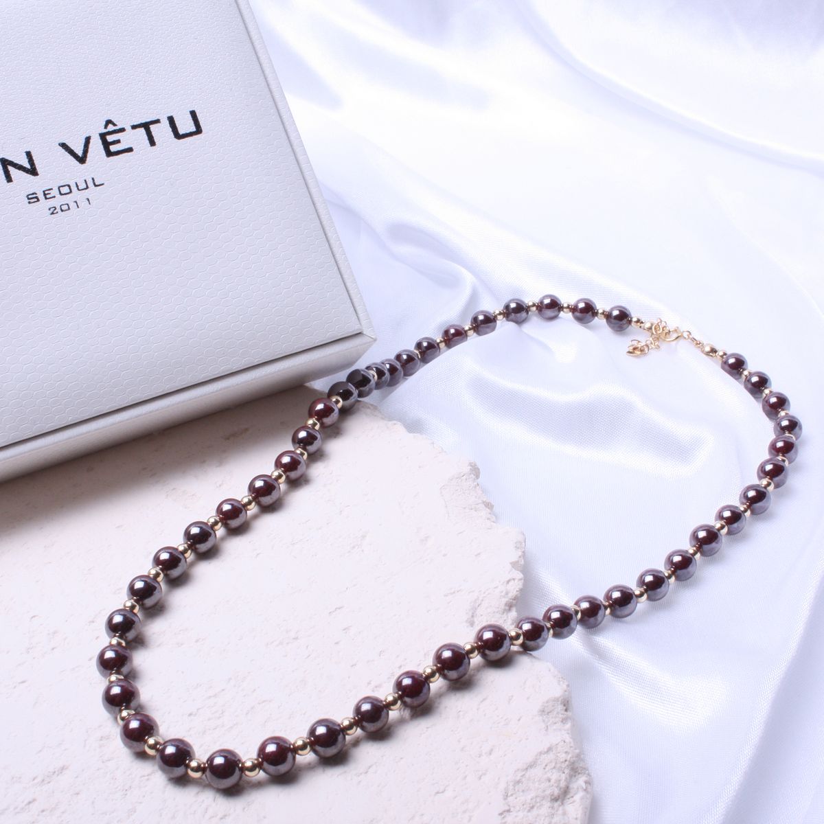 비엔베투(Bien Vetu) 6mm 경면주사 GF 목걸이