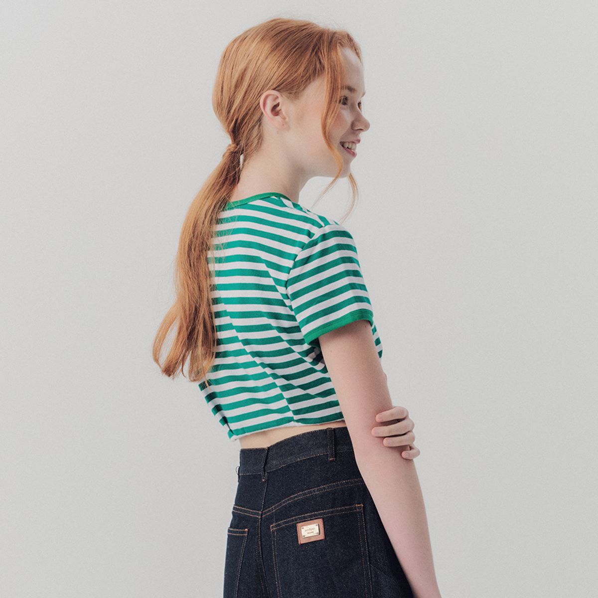 웬스데이딜라잇(WEDNESDAY DELIGHT) WED_Modern stripe crop top_GREEN