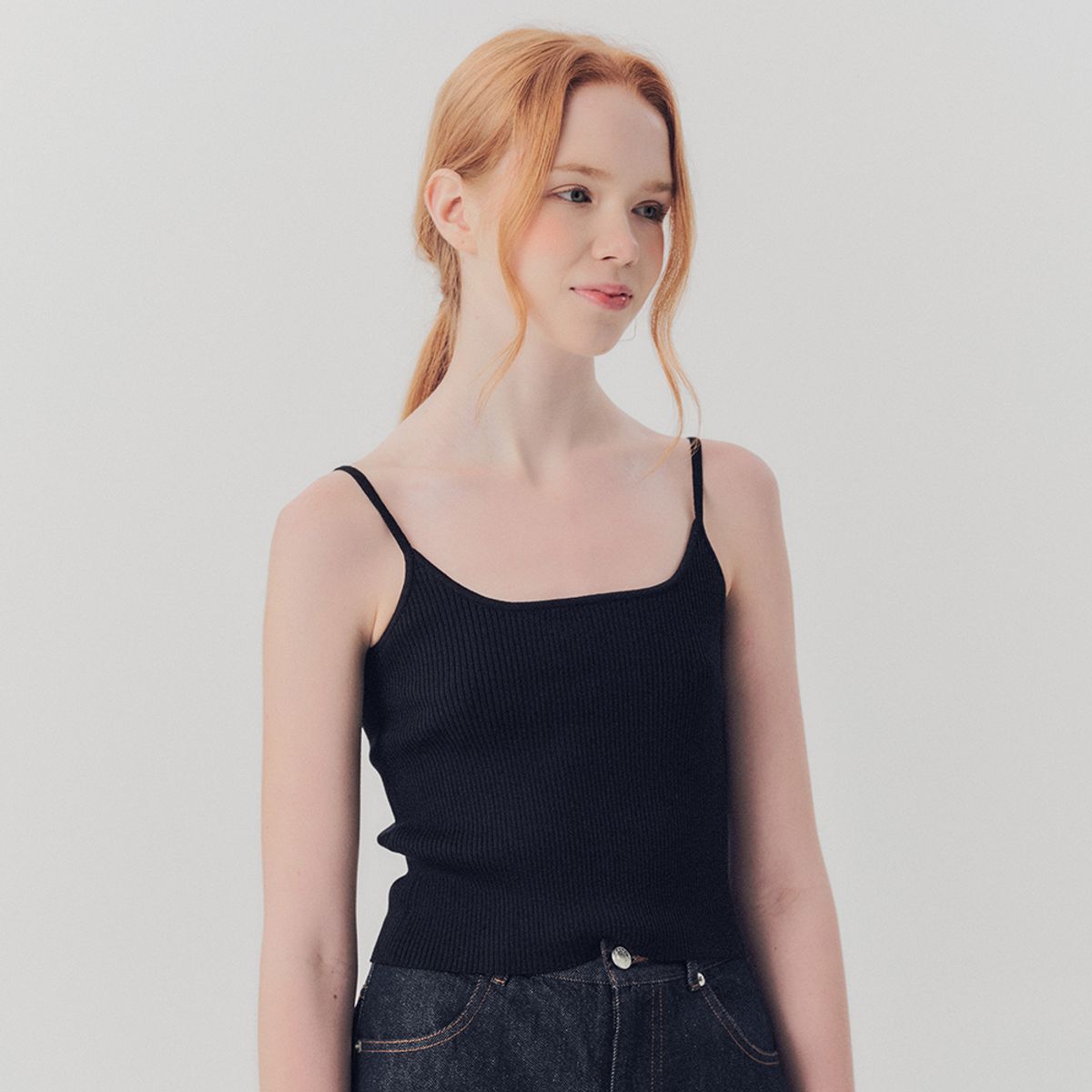 웬스데이딜라잇(WEDNESDAY DELIGHT) WED_Basic sleeveless knit top_BLACK