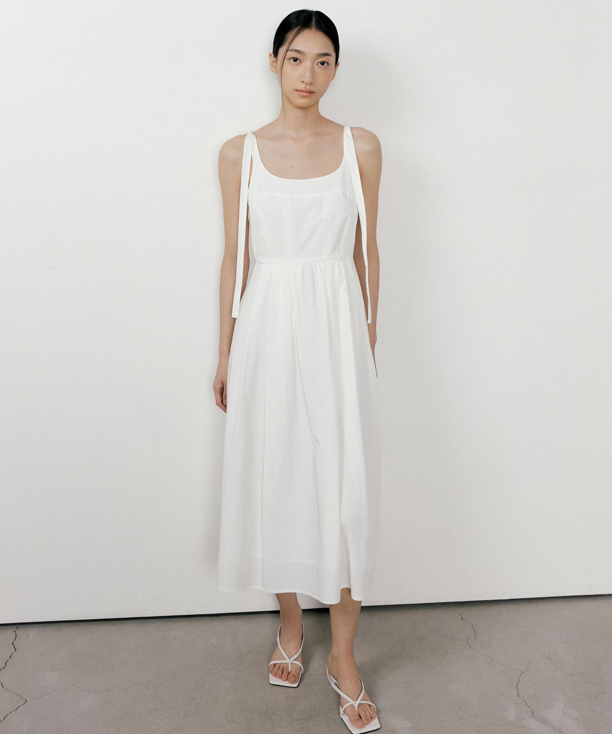 오떼뜨(OCTETTE) RIBBON DRESS_2COLOR