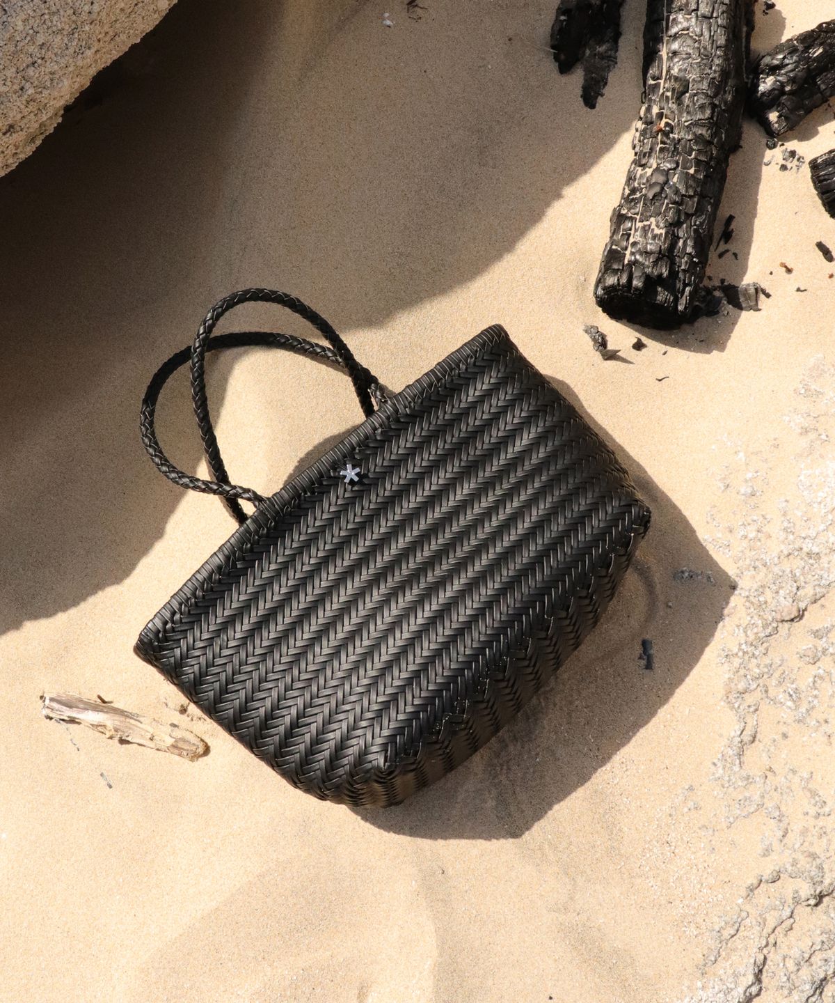 엘케블룸(ELKE BLOEM) WILLOW BLACK LEATHER BASKET BAG