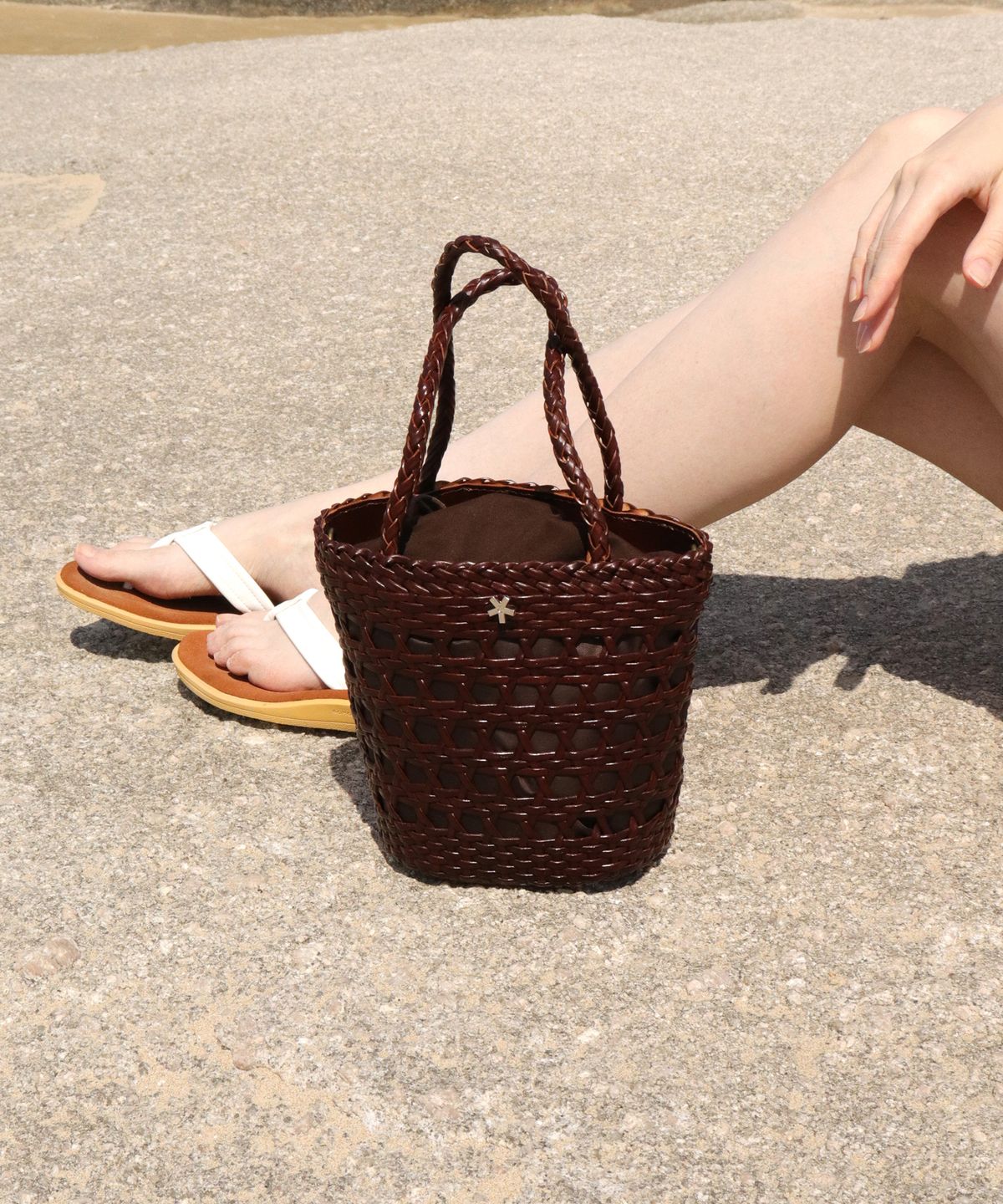 엘케블룸(ELKE BLOEM) LAGOS DARK BROWN LEATHER TOTE BAG