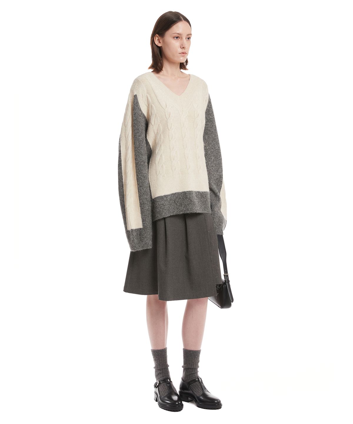 트렁크프로젝트(TRUNK PROJECT) Grey V Neck Cable Knit Sweater