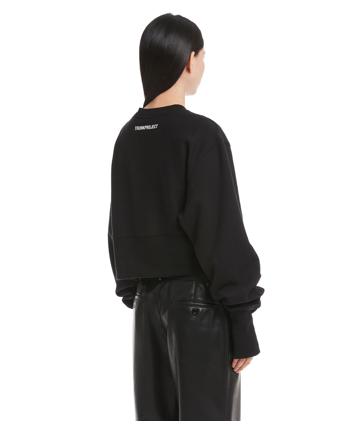 트렁크프로젝트(TRUNK PROJECT) Black T Logo Sweatshirt