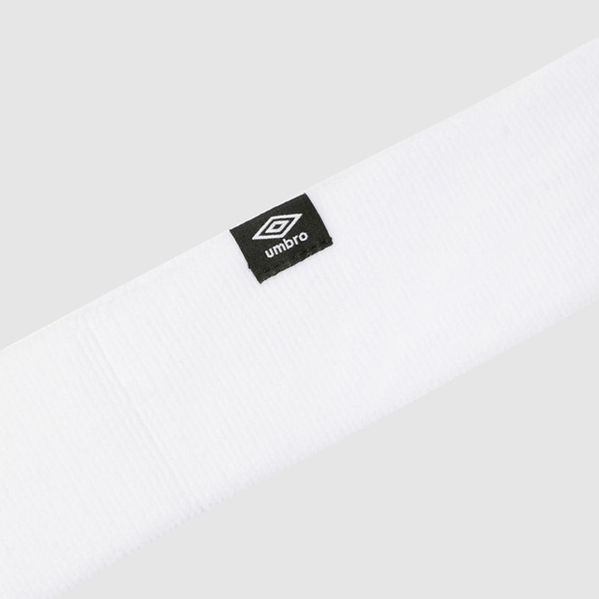 엄브로(UMBRO) 스포츠 헤어밴드 화이트(UQ123CAO12)