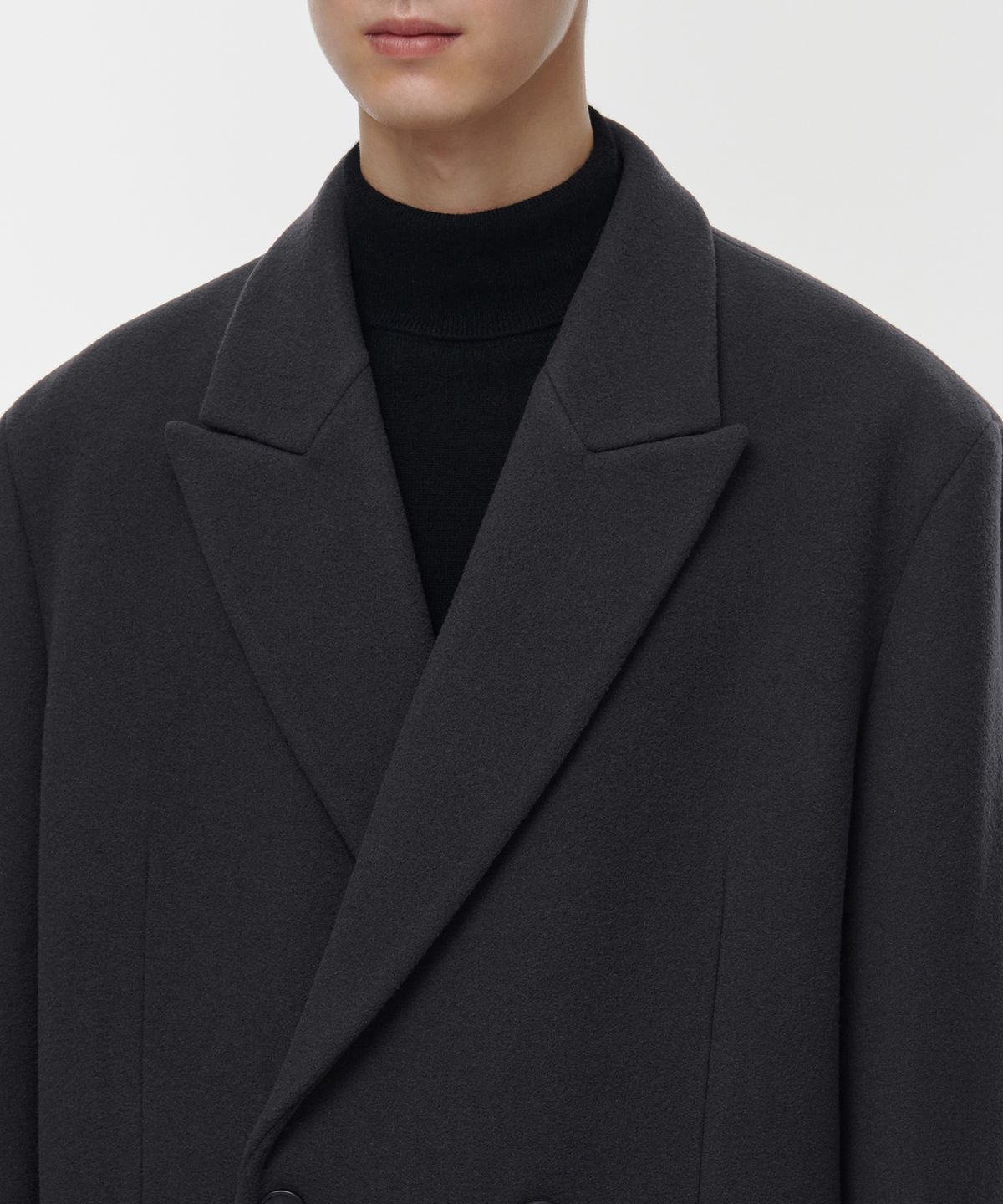 무신사 스탠다드(MUSINSA STANDARD) 울 블렌드 빅 대디 더블 맥시 코트 [다크 그레이]