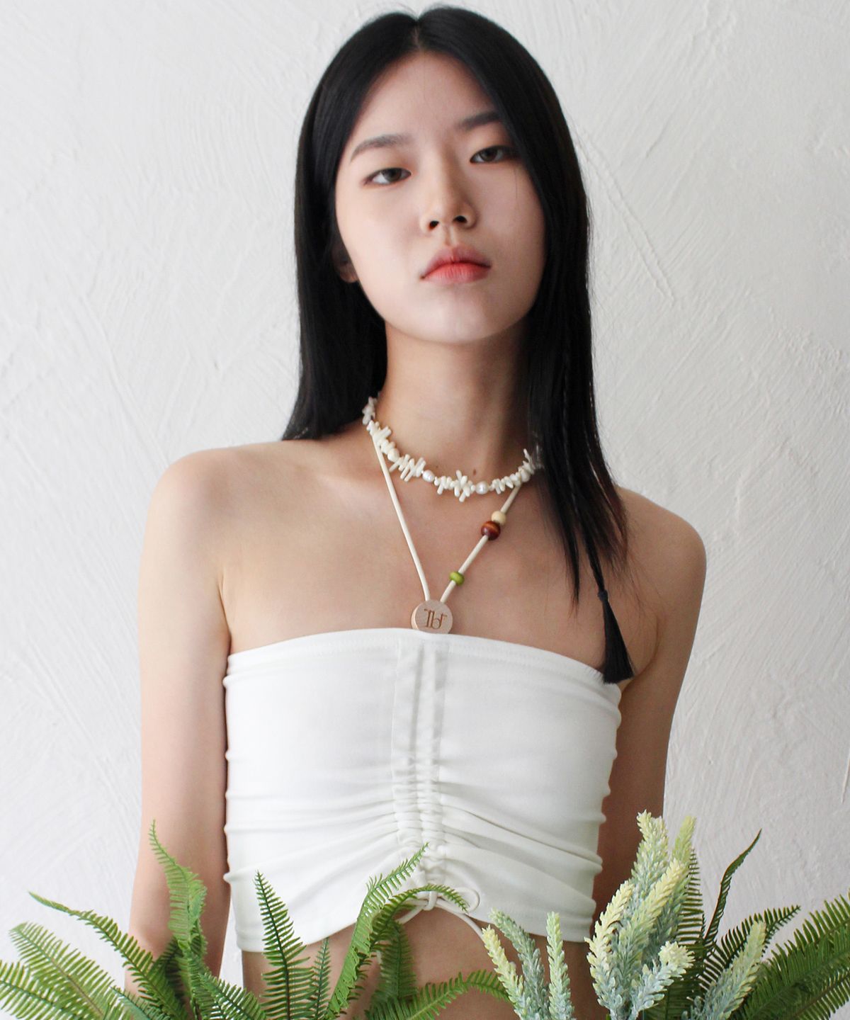 루바티(RUBATI) Wooden Beads Tube Top (IVORY)