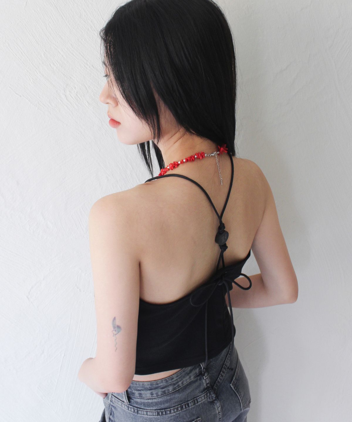 루바티(RUBATI) Halterneck Wooden Beads Top (BLACK)