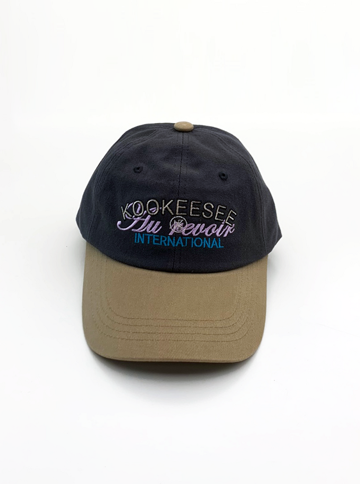 쿠키시(KOOKEESEE) 투톤배색 빈티지 워싱 자수 볼캡  (차콜/베이지)