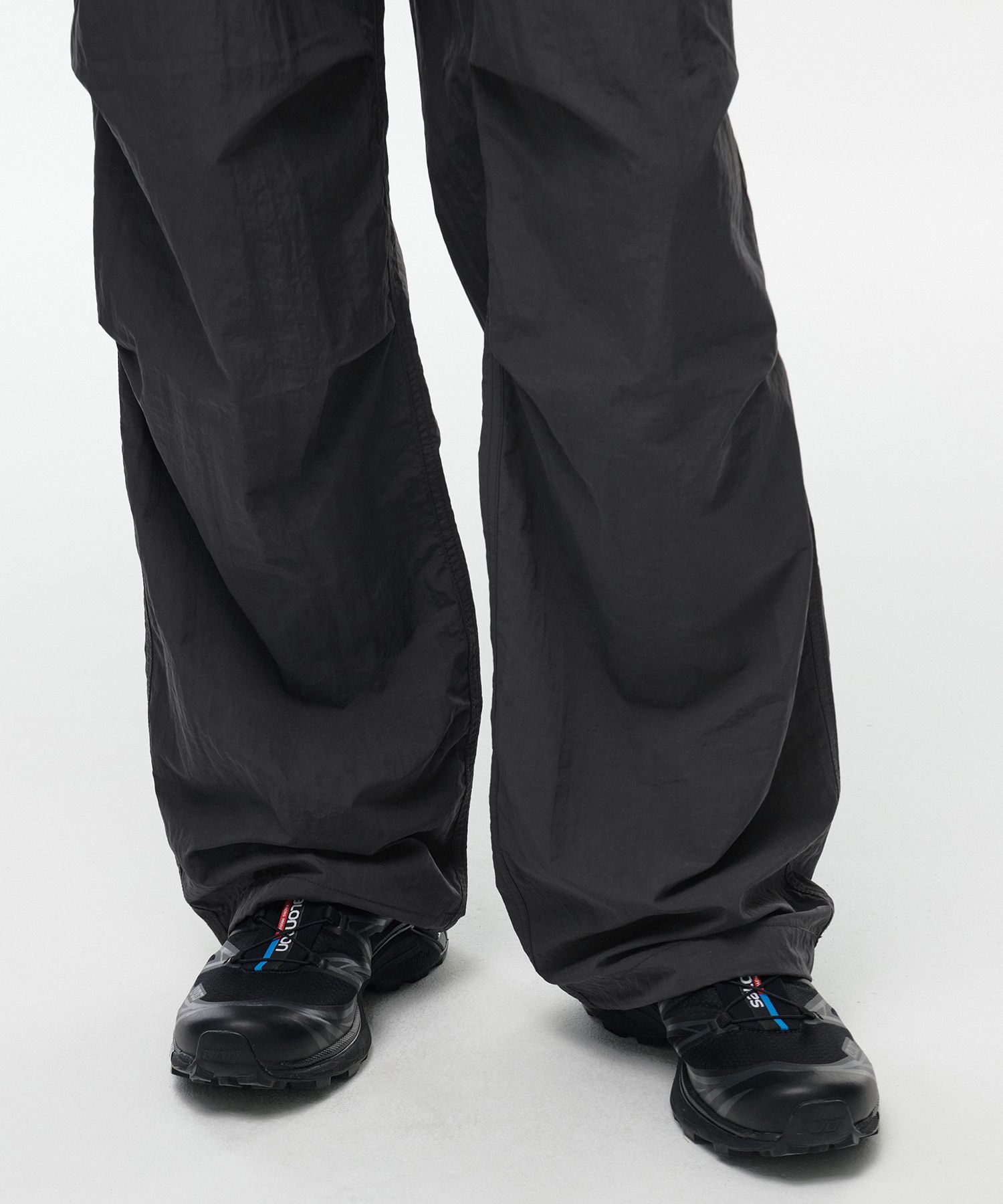 MUSINSA | MUSINSA STANDARD Nylon parachute pants [gray]