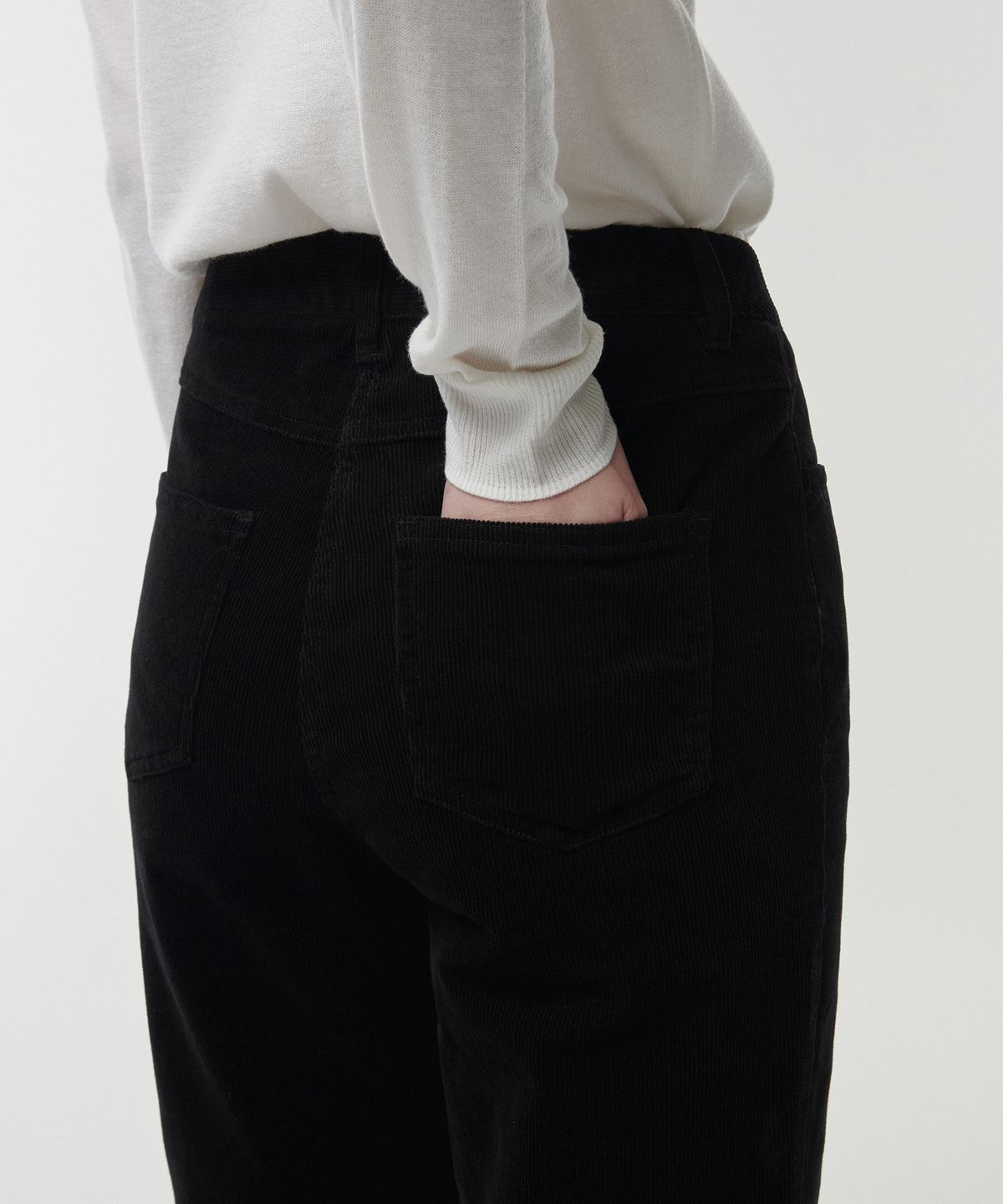 무신사 스탠다드 우먼(MUSINSA STANDARD WOMAN) 우먼즈 스트레이트 코듀로이 팬츠 [블랙]