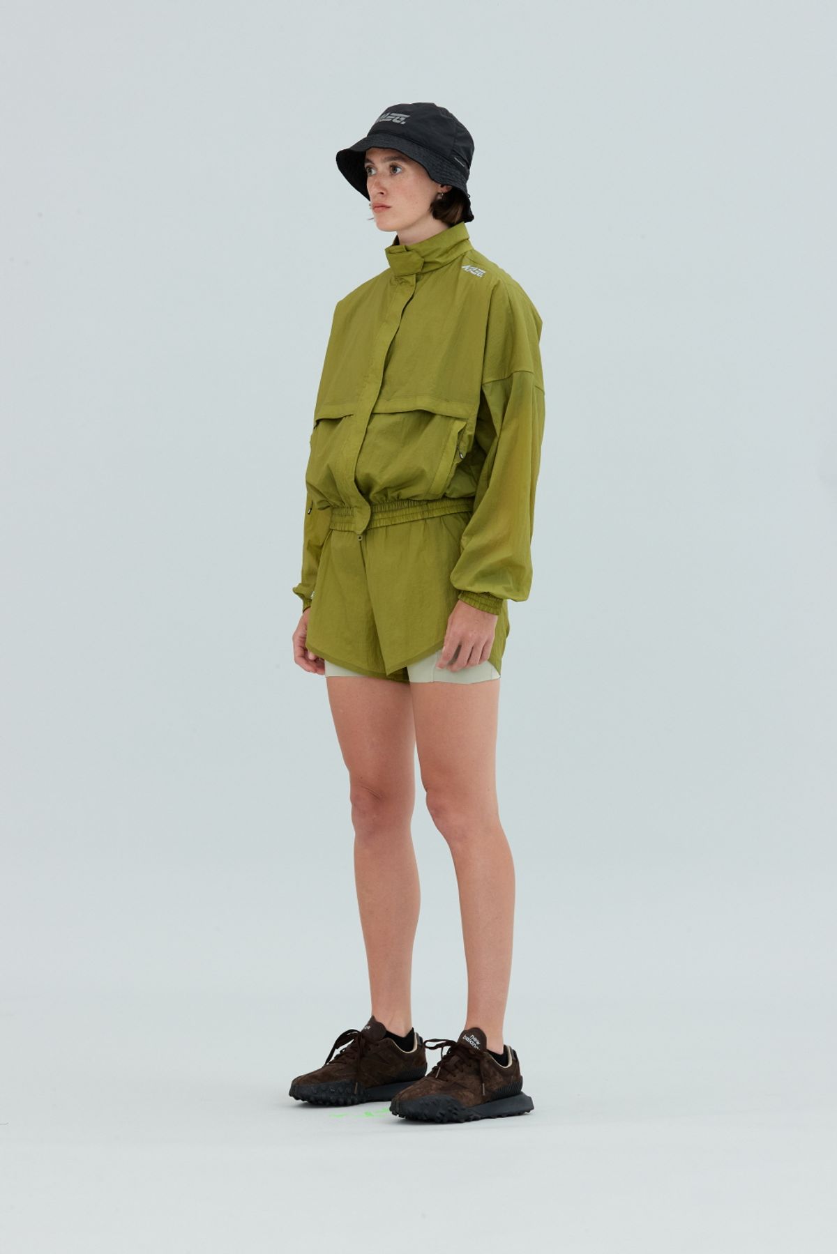 칼렉(KALEG) WOMENS WARM UP WIND JACKET/YELLOW GREEN