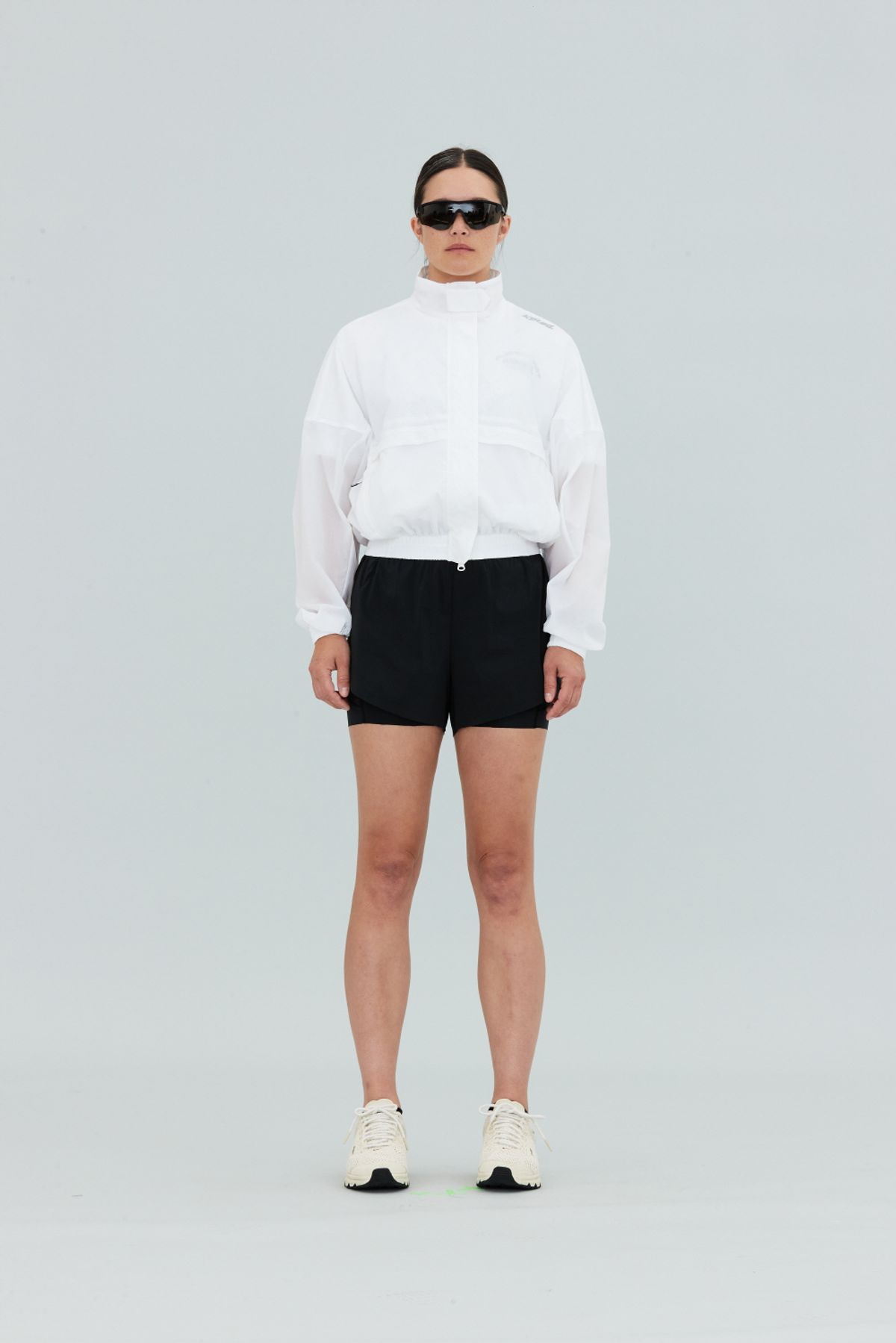 칼렉(KALEG) WOMENS WARM UP WIND JACKET/WHITE