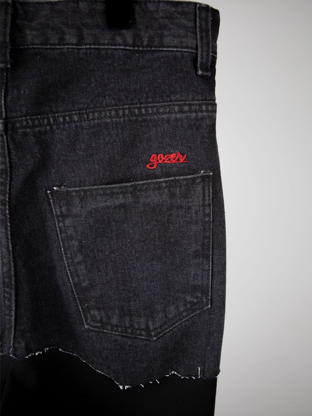 고저(GOZER) DENIM +_BLACK & BLACK