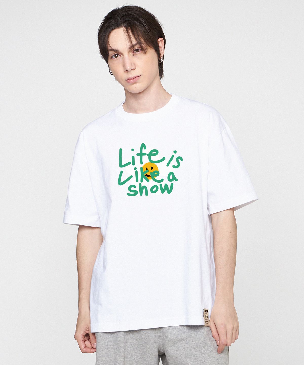 그레이버(GRAVER) [UNISEX]빅 드로잉 레터 플라워 반팔티_화이트/그린 로고