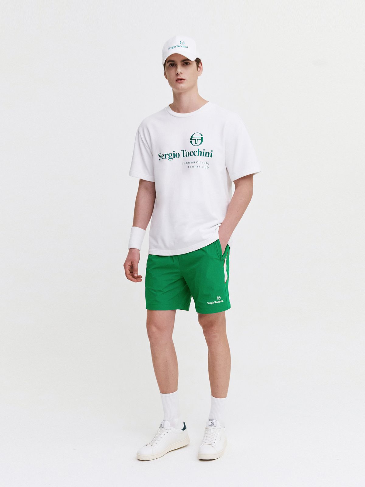 세르지오 타키니(SERGIO TACCHINI) M 모던 CP 로고 라운드넥 반팔 맨투맨 (White)