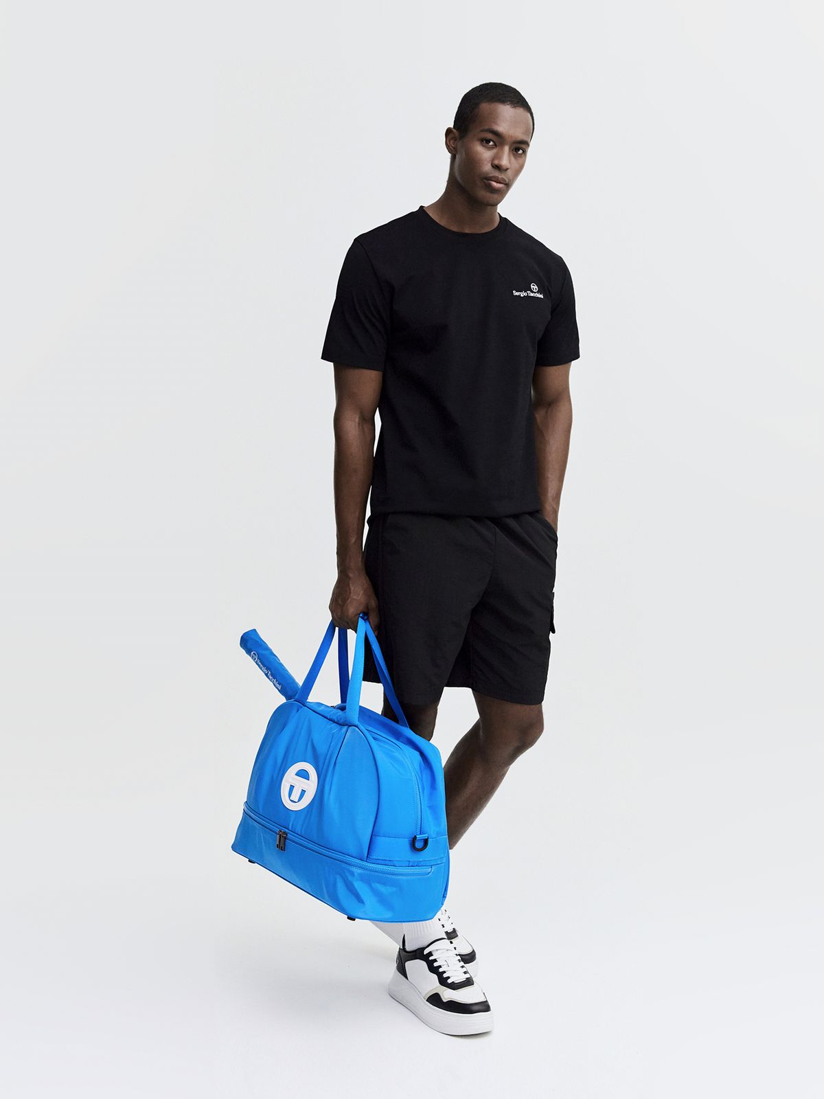 세르지오 타키니(SERGIO TACCHINI) M 에센셜 라운드넥 반팔 티셔츠 (Black)
