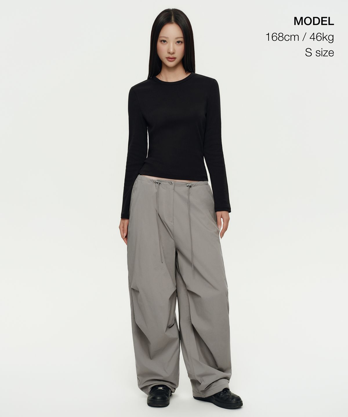 무신사 스탠다드 우먼(MUSINSA STANDARD WOMAN) 우먼즈 슬림 크루 넥 긴소매 티셔츠 [블랙]
