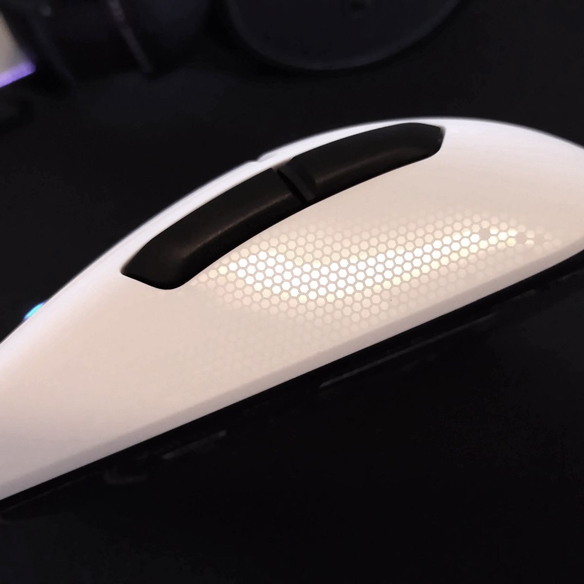 로캣(ROCCAT) 버스트 코어 Burst Core 게이밍 마우스 (White)