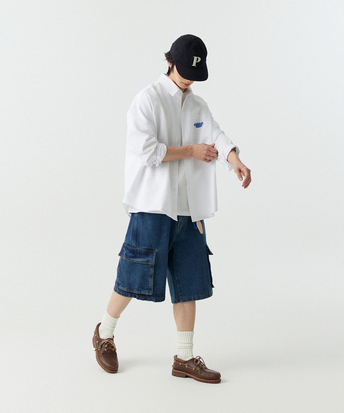 스탠즈(STENDS) [M~4XL] 아치 로고 옥스포드 워싱 셔츠_화이트