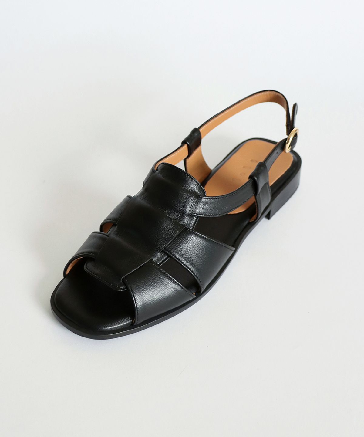 흰(HEENN) Open-Toe Fisherman Sandals . Black