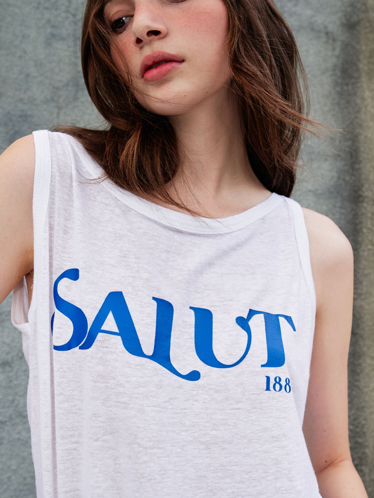 쏘리, 투 머치 러브(SORRY, TOO MUCH LOVE) Salut Linen Sleeveless Tee_White