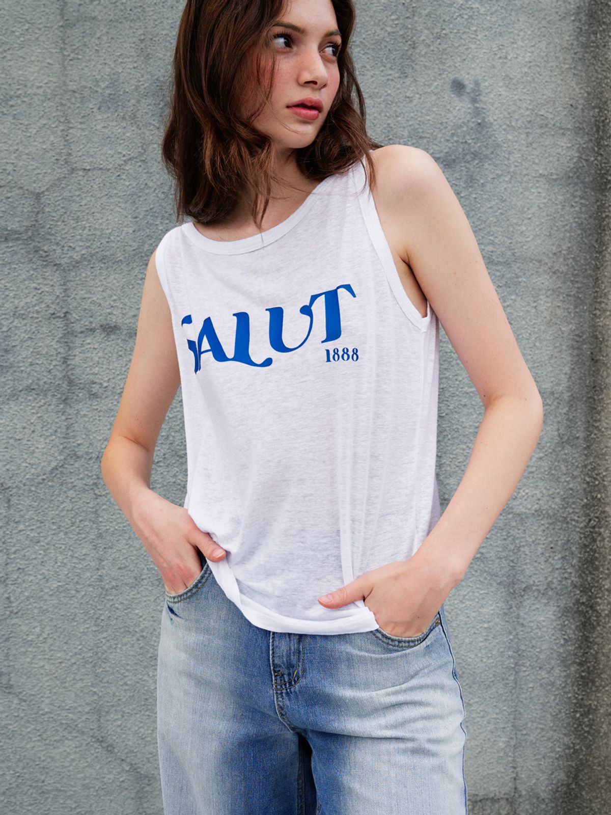 쏘리, 투 머치 러브(SORRY, TOO MUCH LOVE) Salut Linen Sleeveless Tee_White