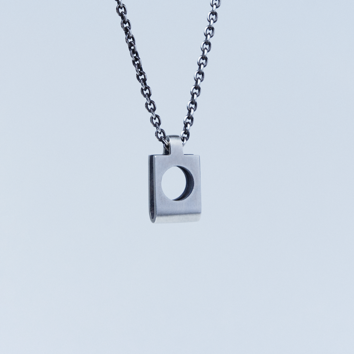 오버더라인(OVER THE LINE) Void Pendant