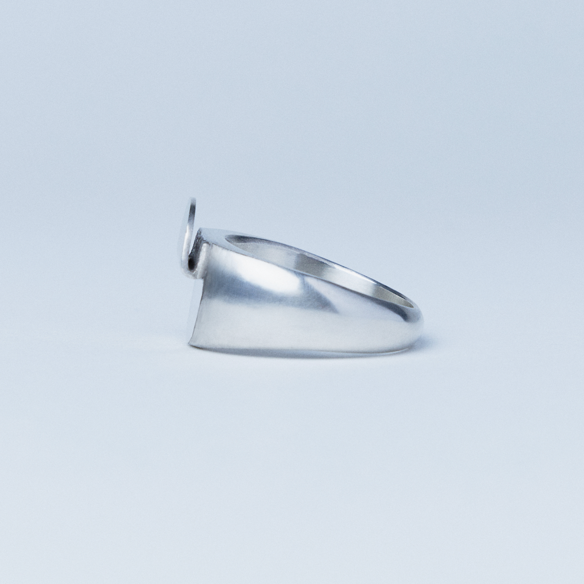 오버더라인(OVER THE LINE) Void Circle Ring