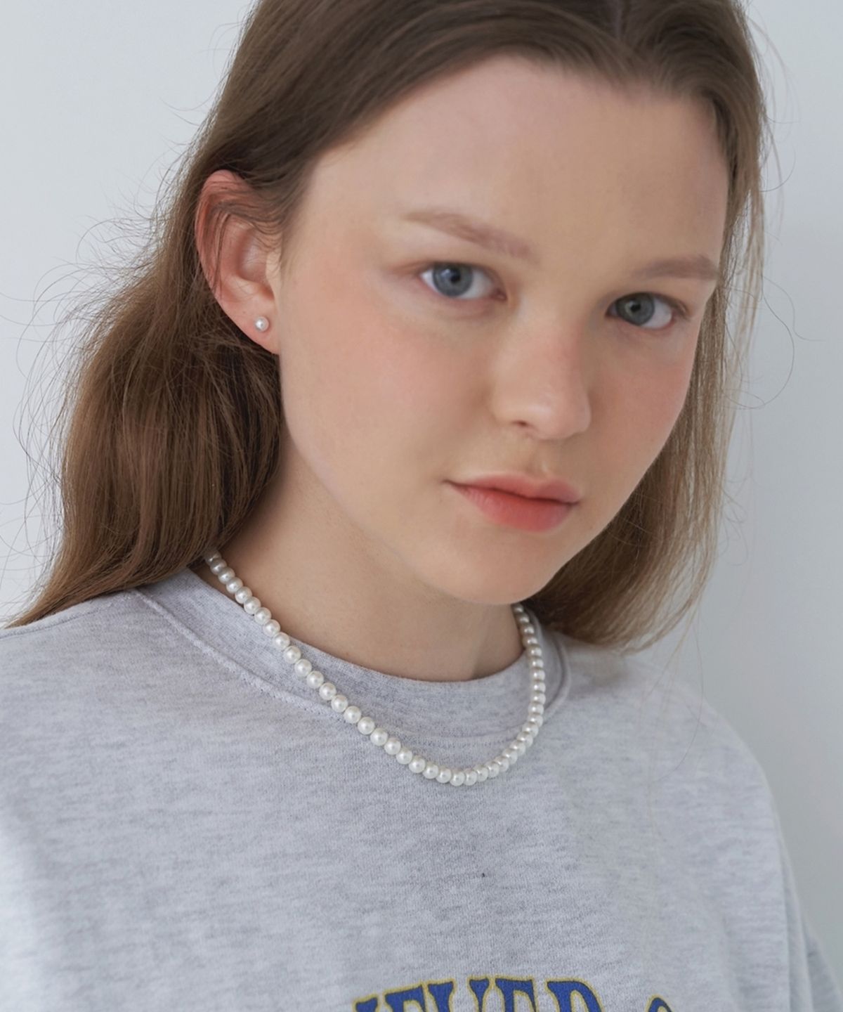 러브미몬스터(LOVE ME MONSTER) Shiny Soft Slim Pearl Necklace