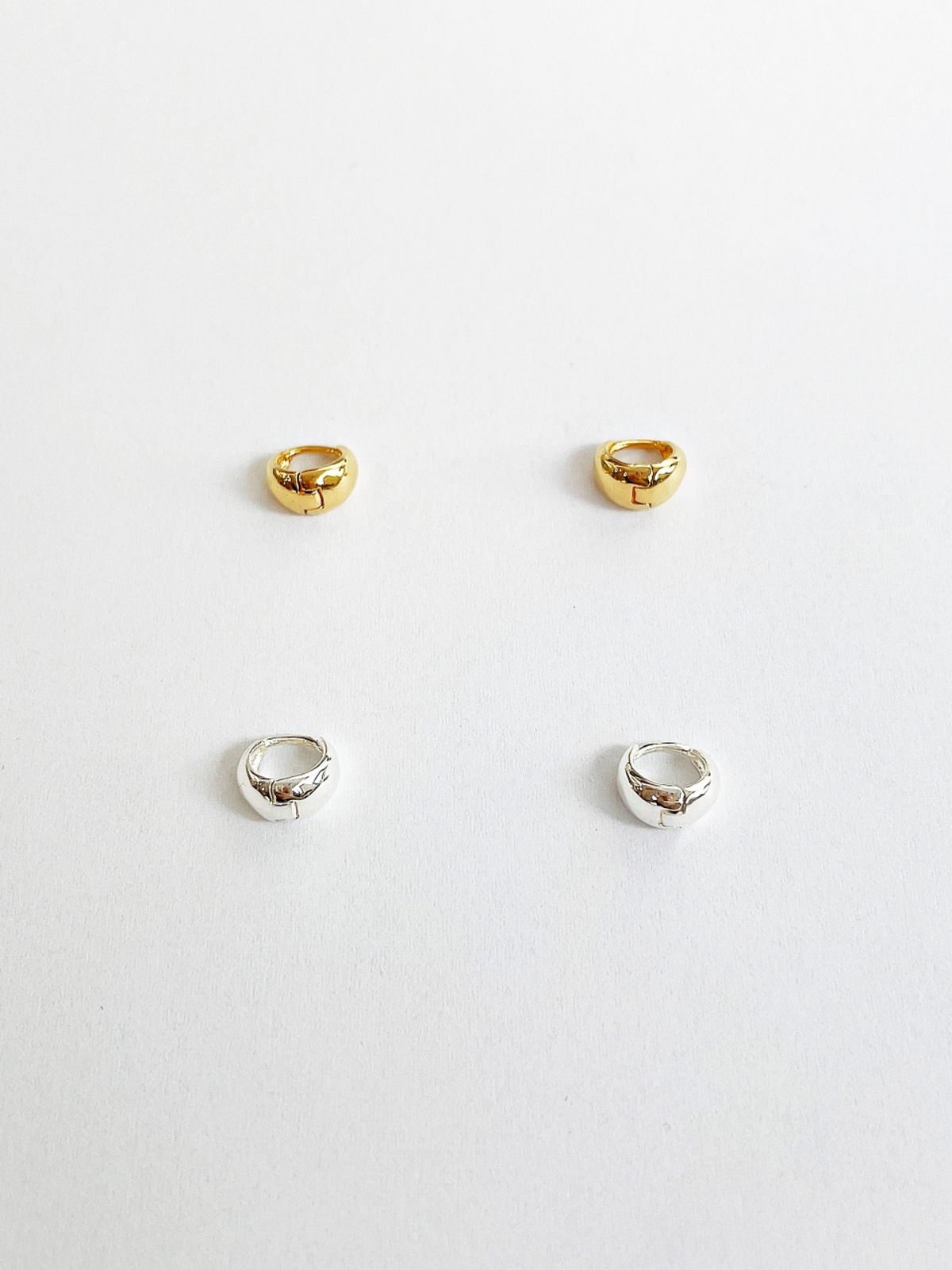 러브미몬스터(LOVE ME MONSTER) [Silver] Mini Cone Ring Earrings