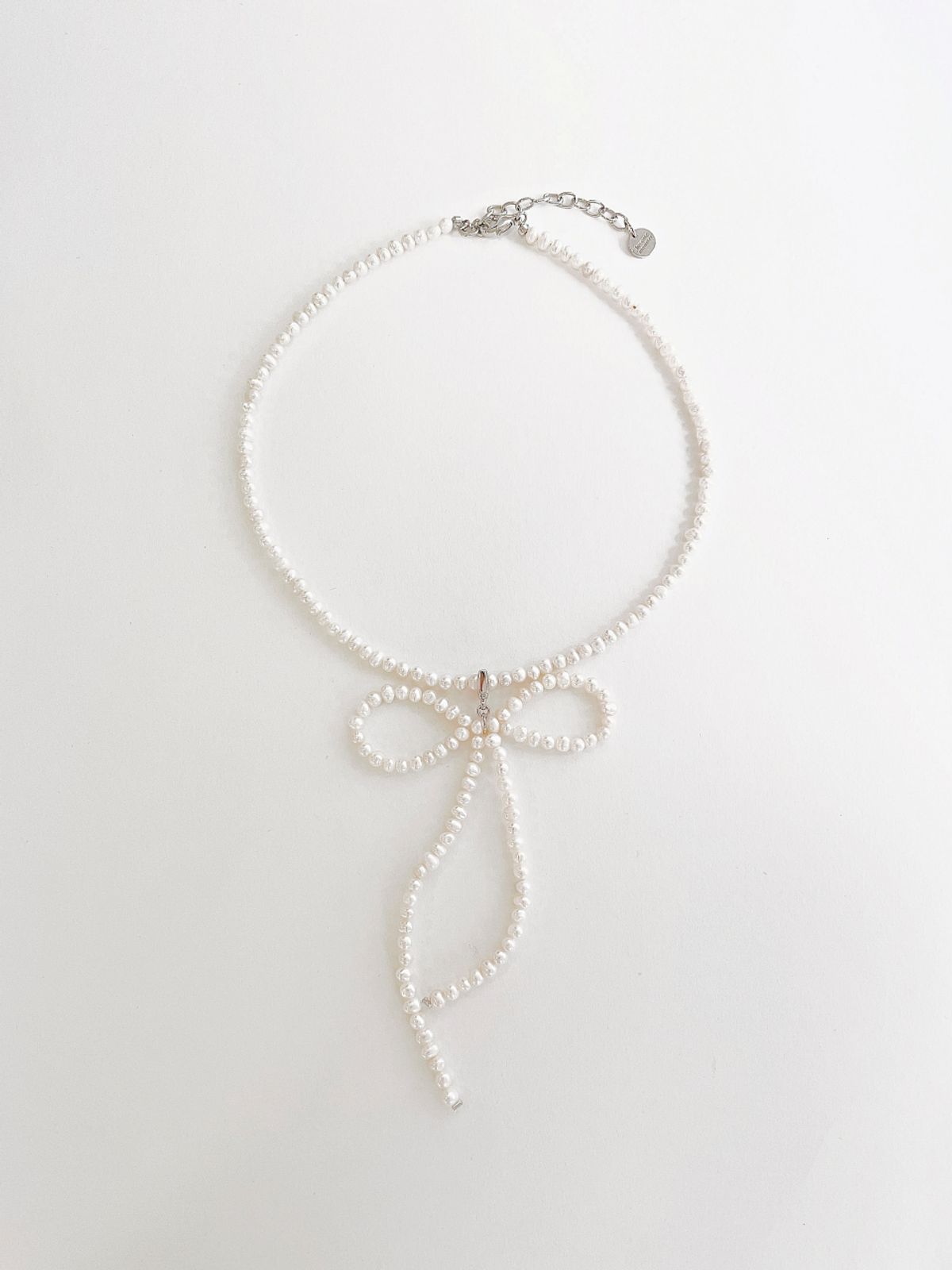러브미몬스터(LOVE ME MONSTER) Vintage Pearl Ribbon Necklace