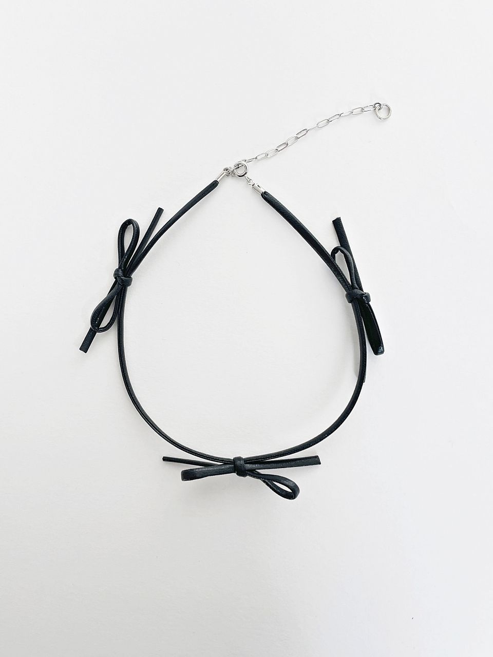 ネックレス・ペンダント LOVE ME MONSTER Mini Mont Leather Choker 5BFM095 MUSINSA | LOVE ME MONSTER Petit Ribbon Leather Choker