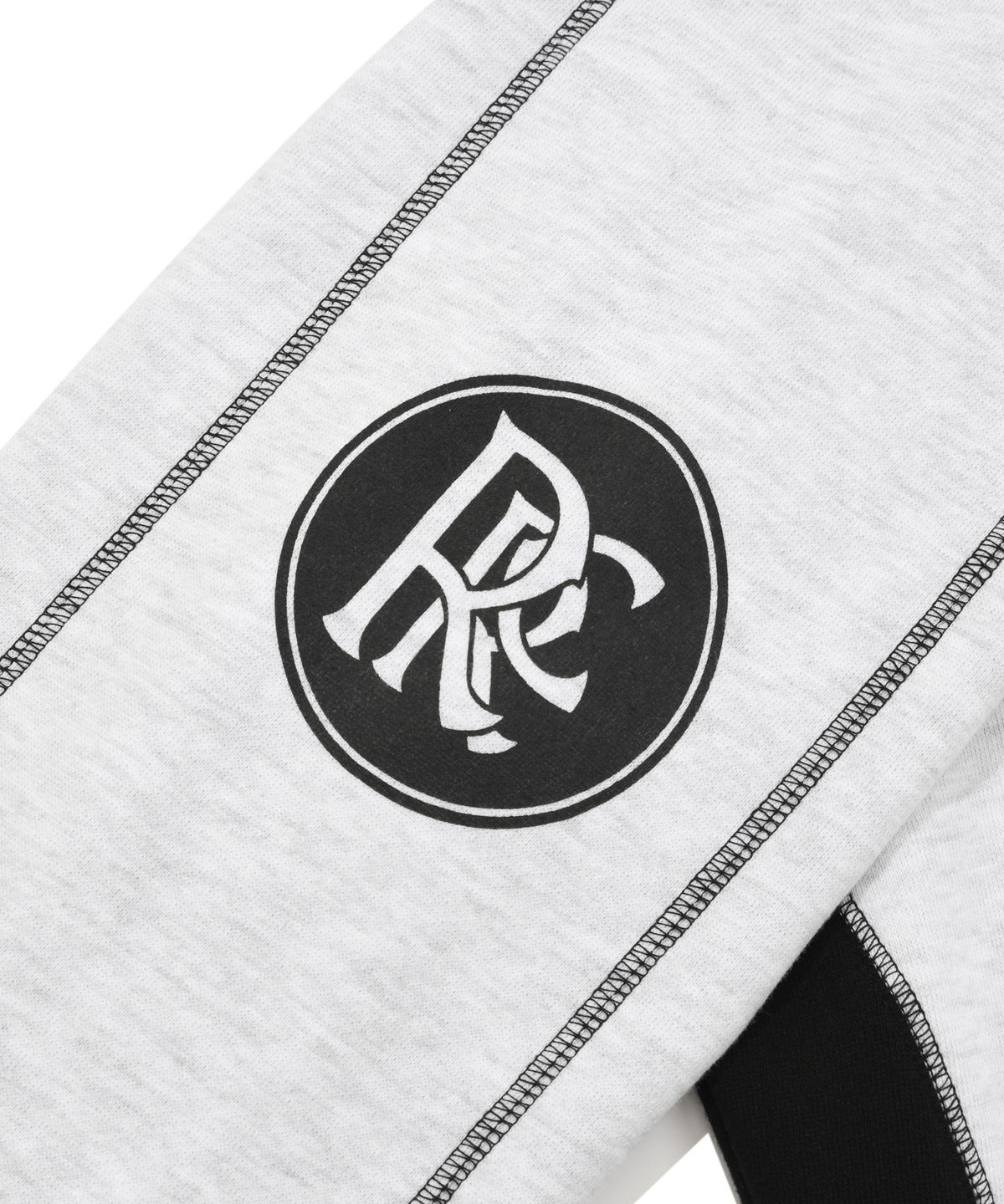 리트리버클럽(RETRIEVER CLUB) HOWLING SOCCER CREWNECK [MELANGE GRAY]