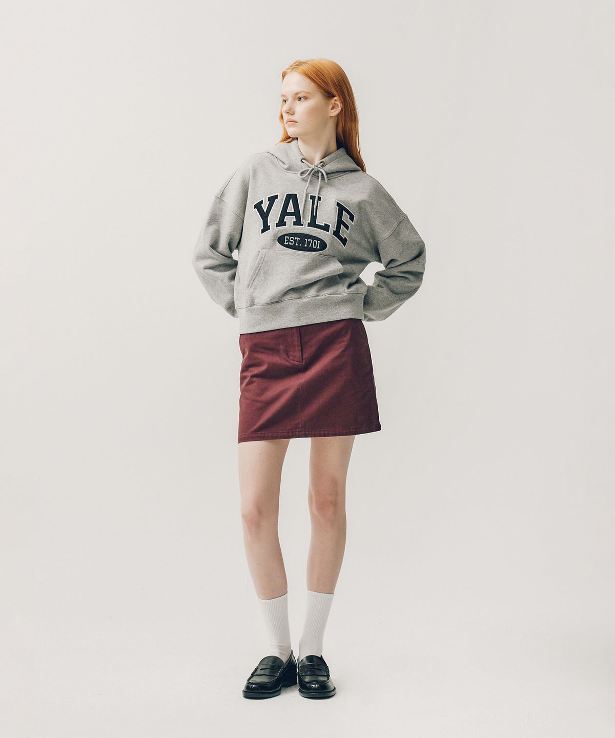 예일(YALE) 투톤아치 크롭 후드_그레이