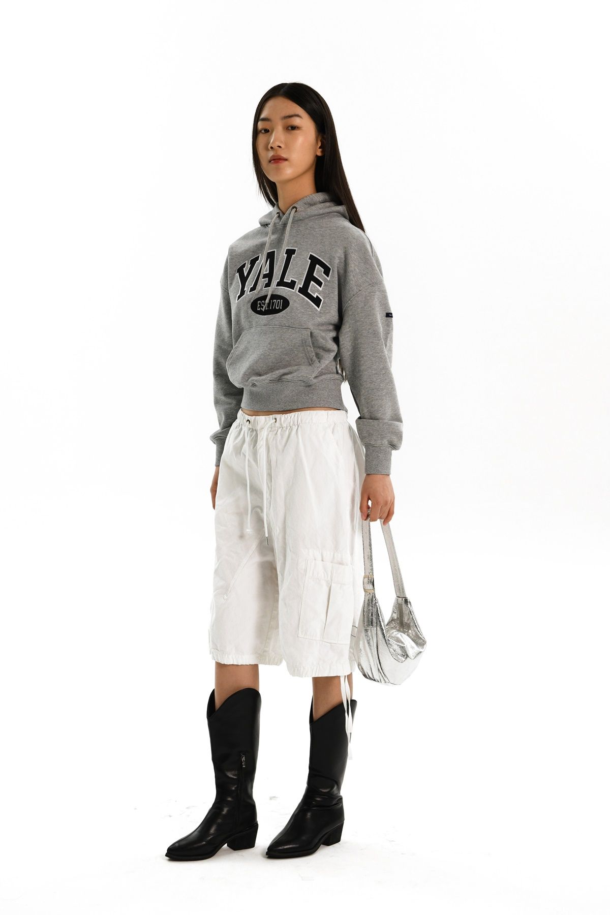 예일(YALE) 투톤아치 크롭 후드_아이보리