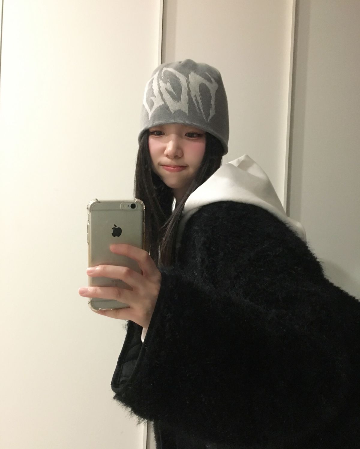 마하그리드(MAHAGRID) TRIBAL MGD LOGO BEANIE BLACK(MG2DFMAB20A)