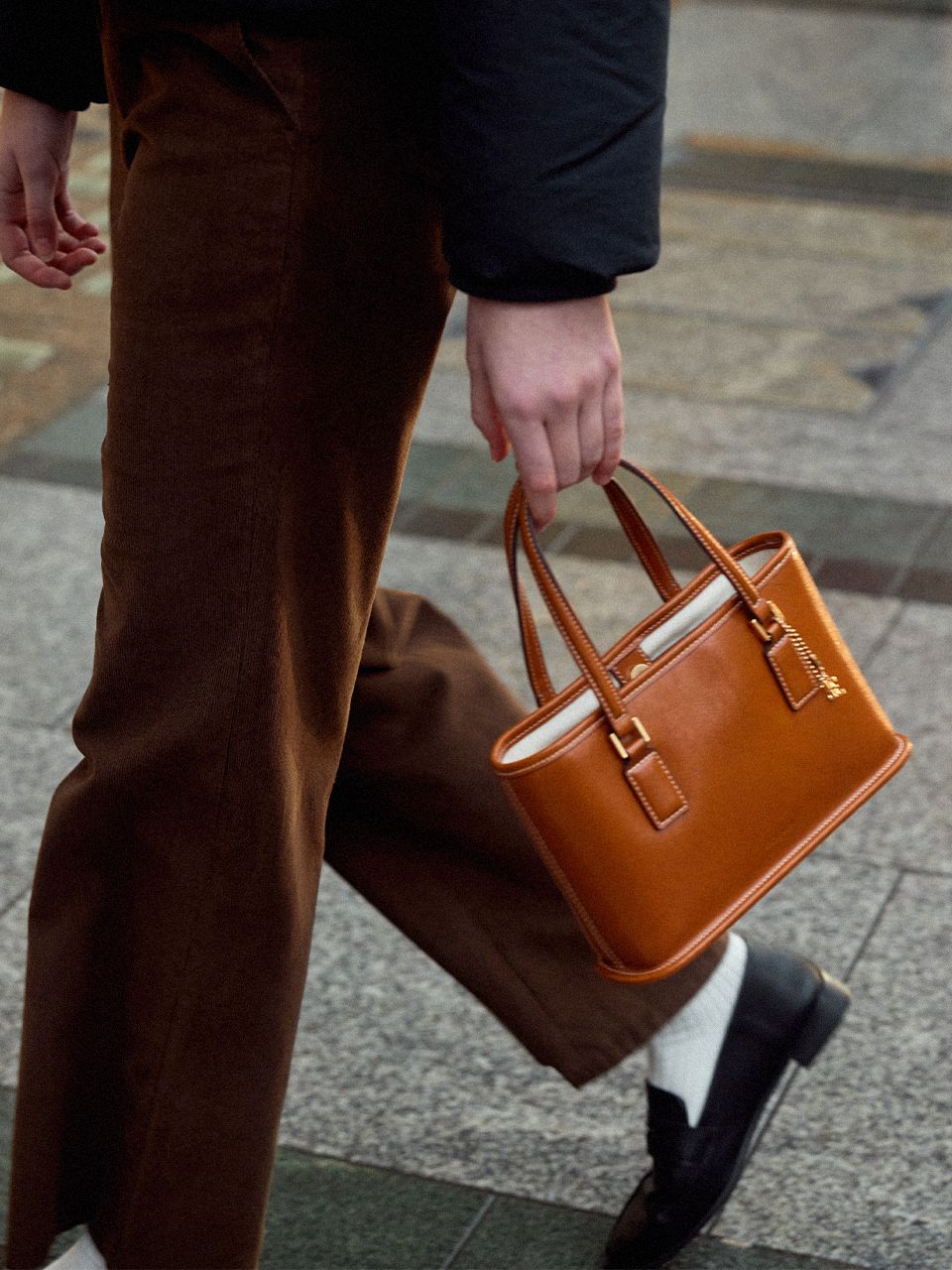 MUSINSA公式 | FOLNUA MINI BOROUGH BAG - STITCH [4COLOR]